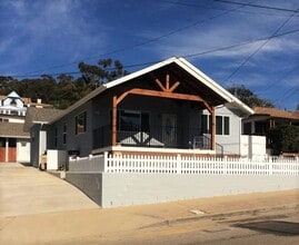 Building Photo - FURNISHED 2+ 2 Cottage - Downtown Ventura