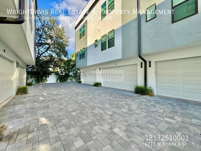 Building Photo - 4215 W North A St