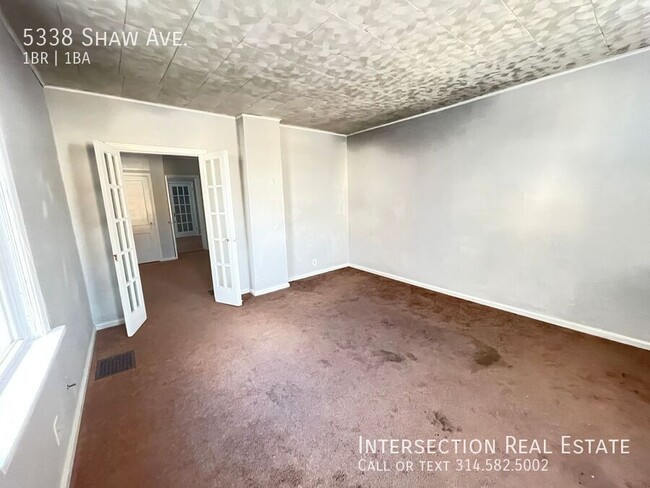 Building Photo - Spacious 1 Bedroom on The Hill, Easy Walki...