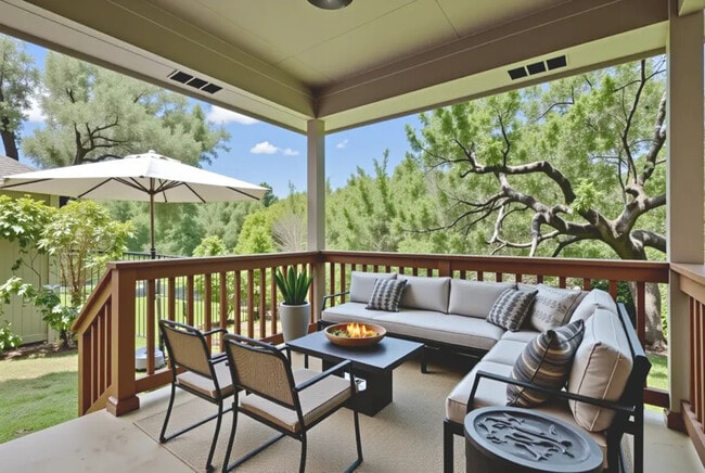 Building Photo - 10812 Casitas Dr