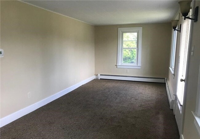 Building Photo - 2BR home in Bangor available 10/5/25!