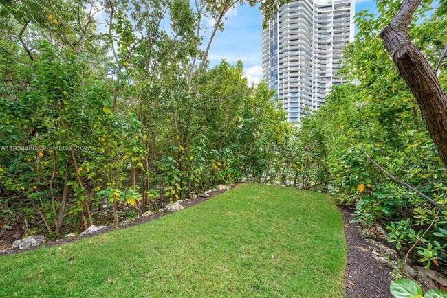 Building Photo - 3912 Island Estates Dr