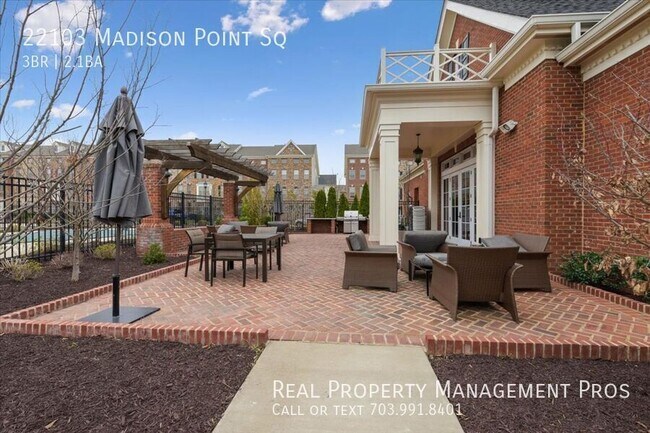 Building Photo - 22103 Madison Pt Sq