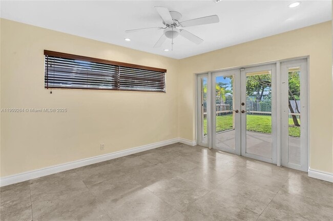 Building Photo - 2114 N 44th Ave