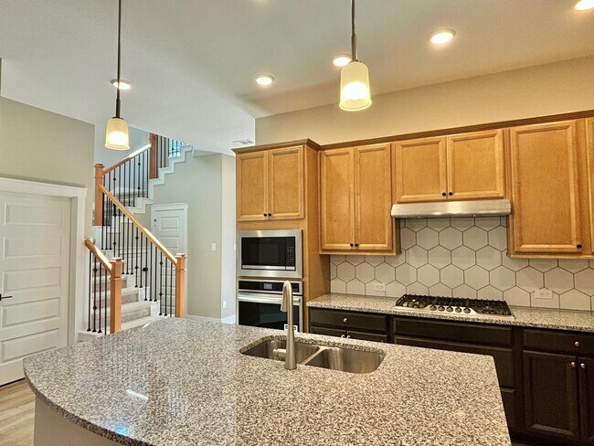 Building Photo - 18646 Marvelous Pl