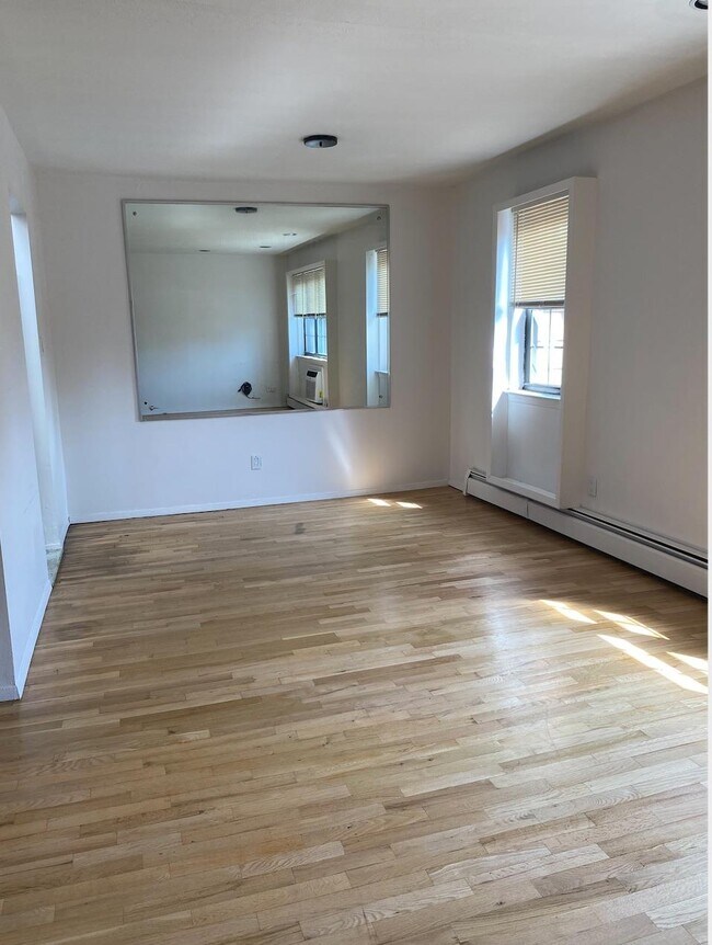 Building Photo - 84-24 98th St