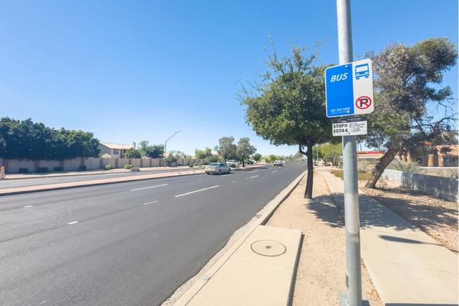 Building Photo - 3Bed/2Bath House at Peoria Ave/59th Ave! Ready for Immediate Move-In! -- NO HOA! FULLY REMODELED!