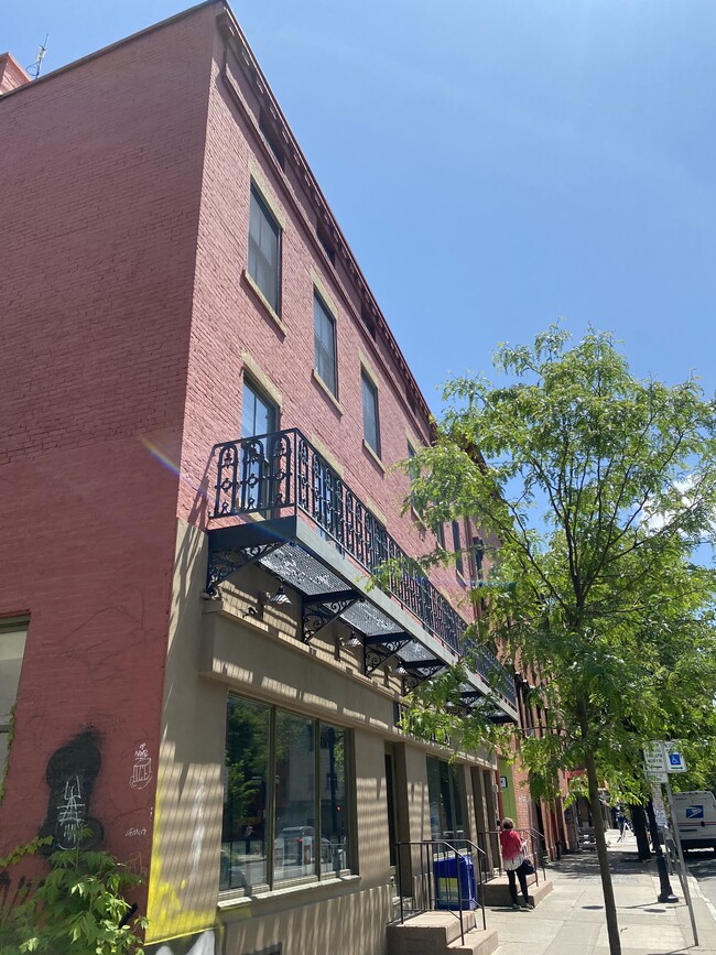 Building Photo - 109 N Cayuga St
