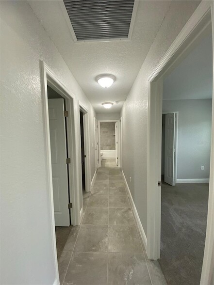 Building Photo - 2840 SW 147 St