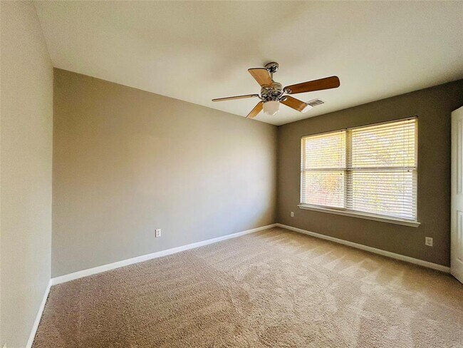 Building Photo - 12544 Wethersby Way