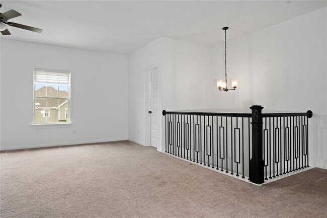 Building Photo - 3437 Jaulan St