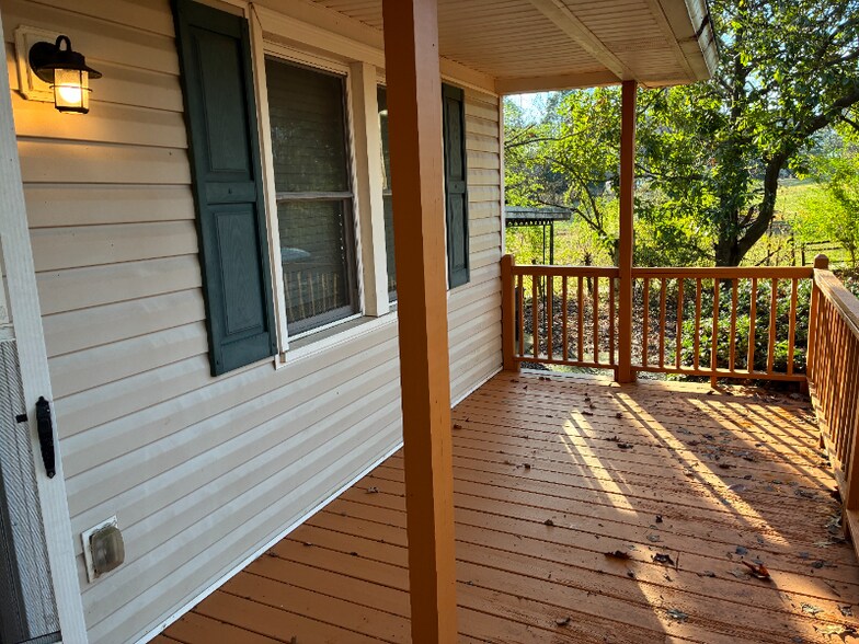 Building Photo - 0000. Dorsett Shoals Rd