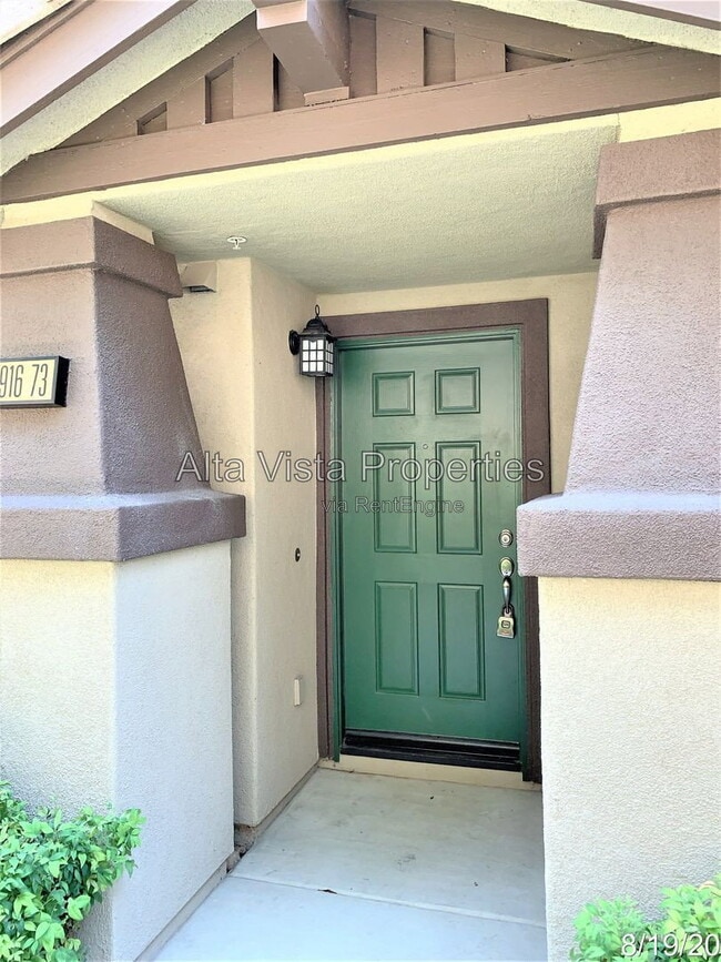 Building Photo - 16916 Hutchins Landing