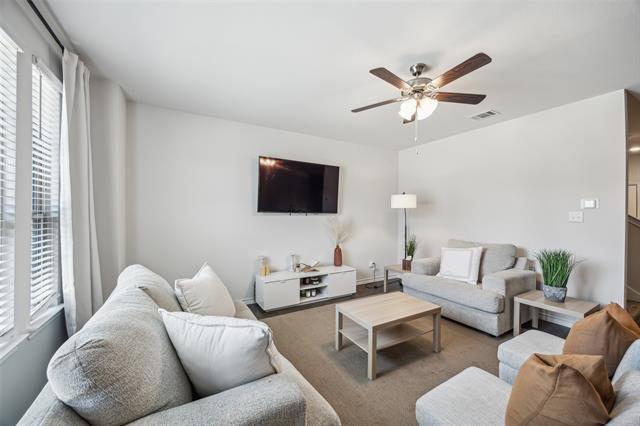 Building Photo - 2141 Buffalo Hill Dr