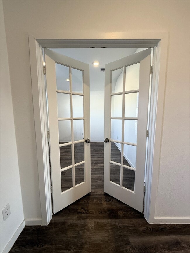 Building Photo - 5311 Still Mdw Ln