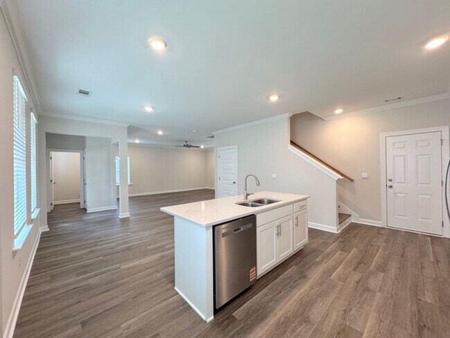 Building Photo - Just Built Beautiful comfortable, open con...