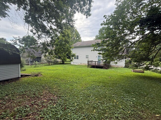 Building Photo - 5500 Misty Valley Dr