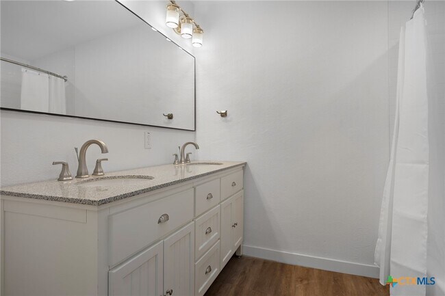 Building Photo - 1103 Bentwood Rd