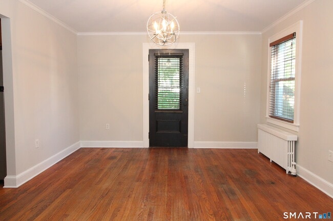Building Photo - 53 Lilac Ave
