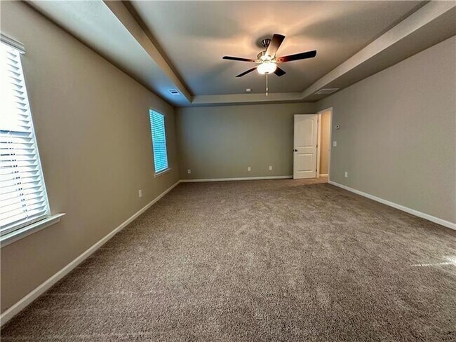 Building Photo - 252 Whitetail Cir