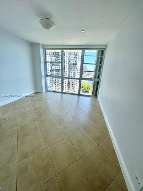 Building Photo - 2451 Brickell Ave