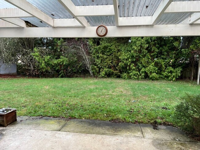 Building Photo - 3Bd/1.5Ba Covington House