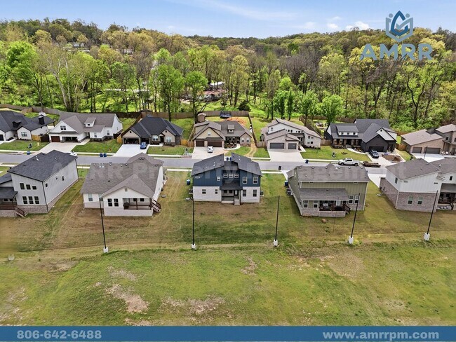 Building Photo - 1124 Bunker Dr