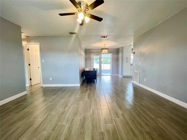 Building Photo - 2107 E Atmore Cir