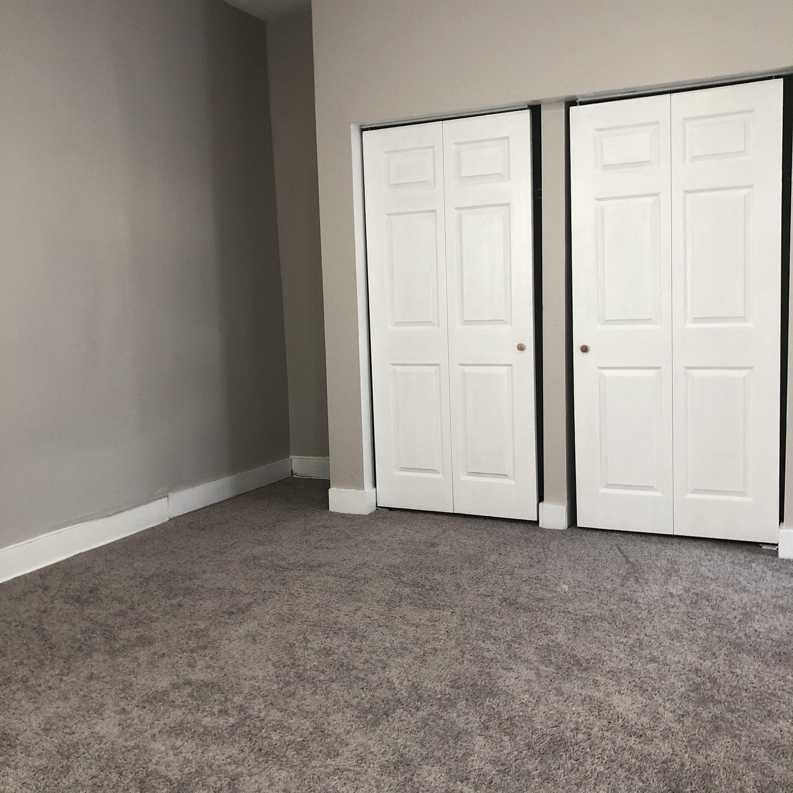 Building Photo - 2327 Duncan St