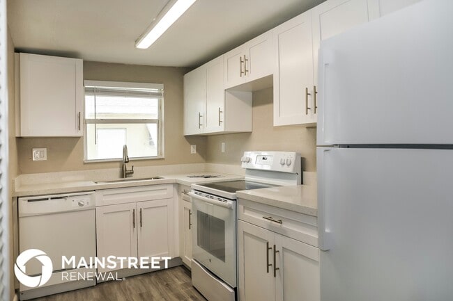 Building Photo - 212 Grant Dr