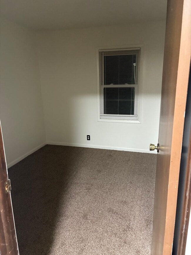 Building Photo - 625 S Austin St