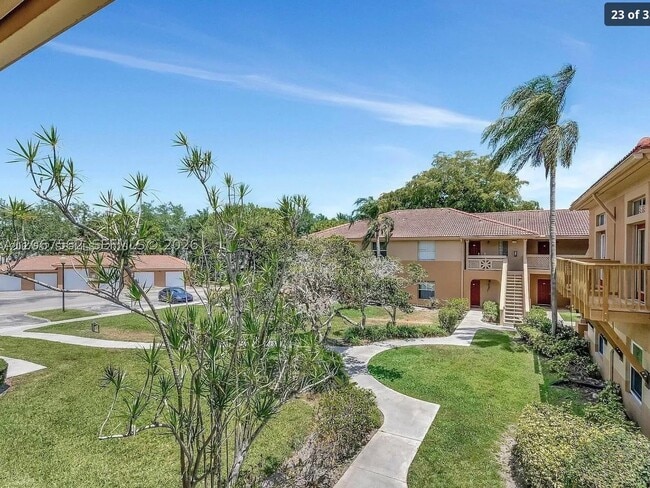 Building Photo - 4847 Palm Hill Dr