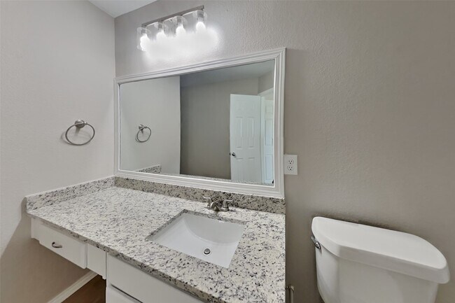 Building Photo - 18502 Fair Grange Ln