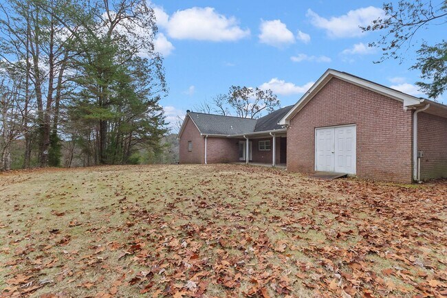 Building Photo - 10495 Royal Points Dr