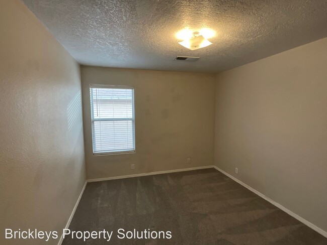 Building Photo - 3 br, 2 bath House - 5820 Night Shadow Ave NW