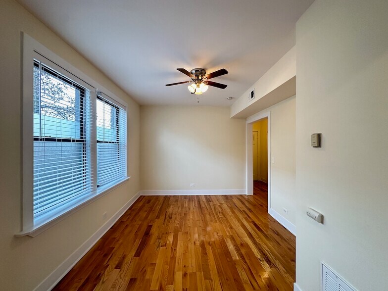 Building Photo - 348 Park Ave