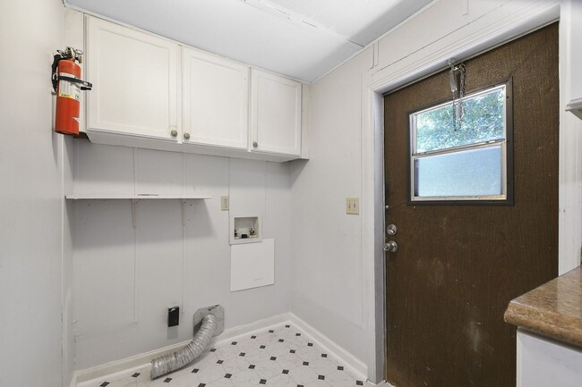 Building Photo - Temple GA - Paulding County - 3 bedrooms/2 baths $1350.00/month