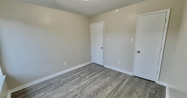 Building Photo - 117 Marlene Dr