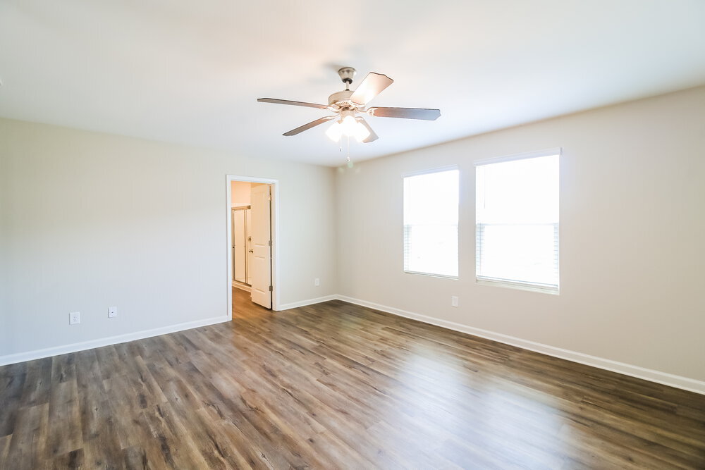Building Photo - 3865 Place Dr