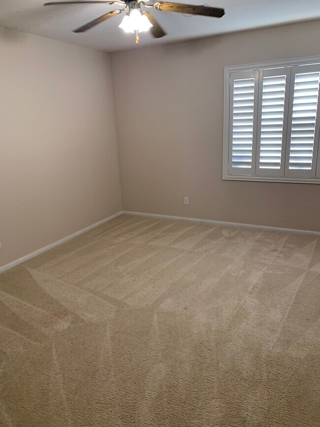 Building Photo - 4330 Spruce Grove St