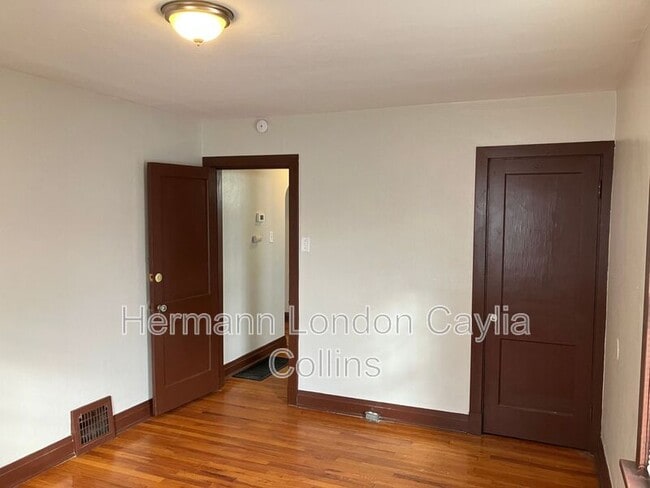 Building Photo - 420 Shirley Ave