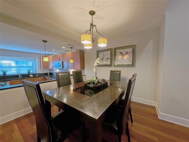 Building Photo - 14525 Damai Ln