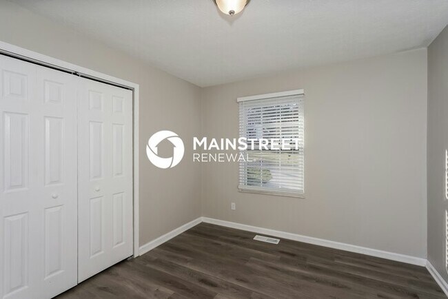 Building Photo - 3 Bedroom Pet-Friendly Home in CRESTWOOD, KY with Main Street Renewal