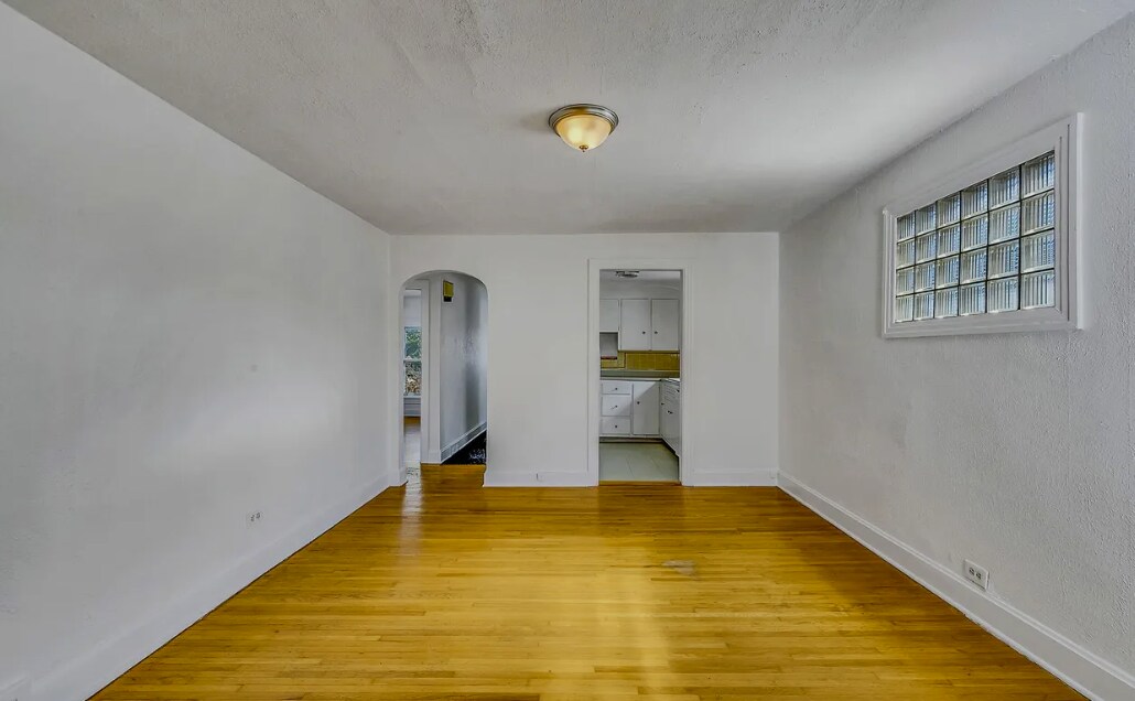 Building Photo - 99 Bedford St