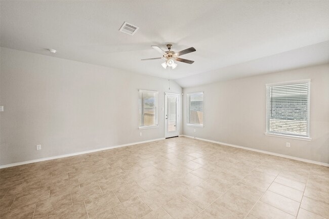 Building Photo - 13919 Leigh Lake Ln