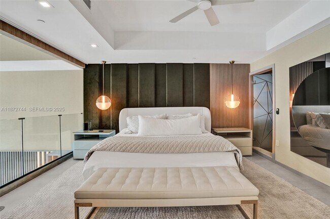 Building Photo - 1100 Biscayne Blvd