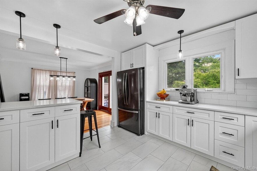 Building Photo - 260 High Ave