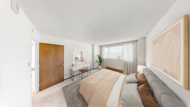 Building Photo - 946 Stockton St