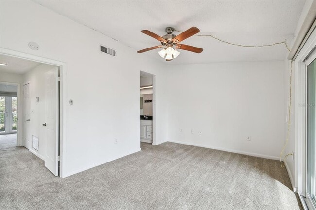 Building Photo - 7550 Sunshine Skyway Ln S