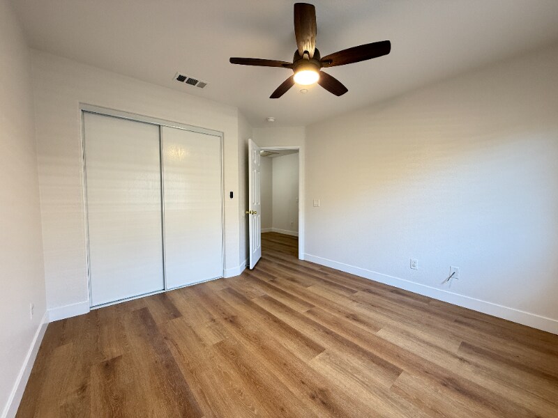 Building Photo - 25858 Iris Ave